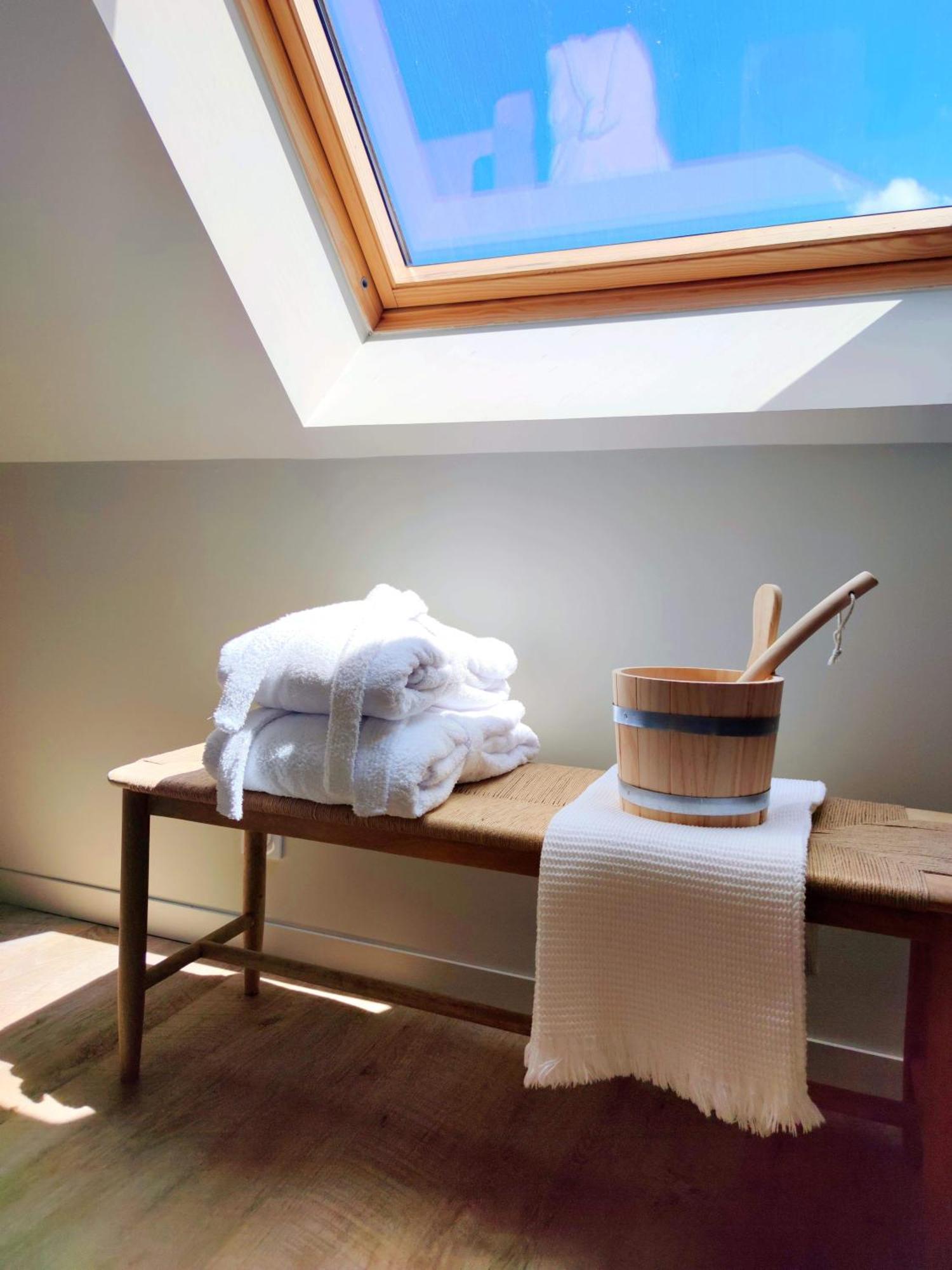 La Douce Halte - Gites Avec Spa Ou Sauna Saint-Ouen-Des-Toits Экстерьер фото